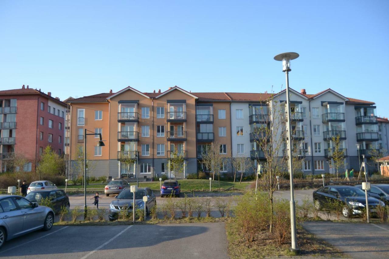 Galaxy Apartments Airport Vantaa Extérieur photo